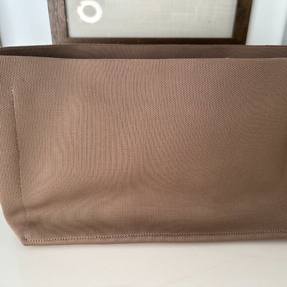 Like New Cuyana Classic Easy Tote Insert - Cappuccino - Picture 4 of 7